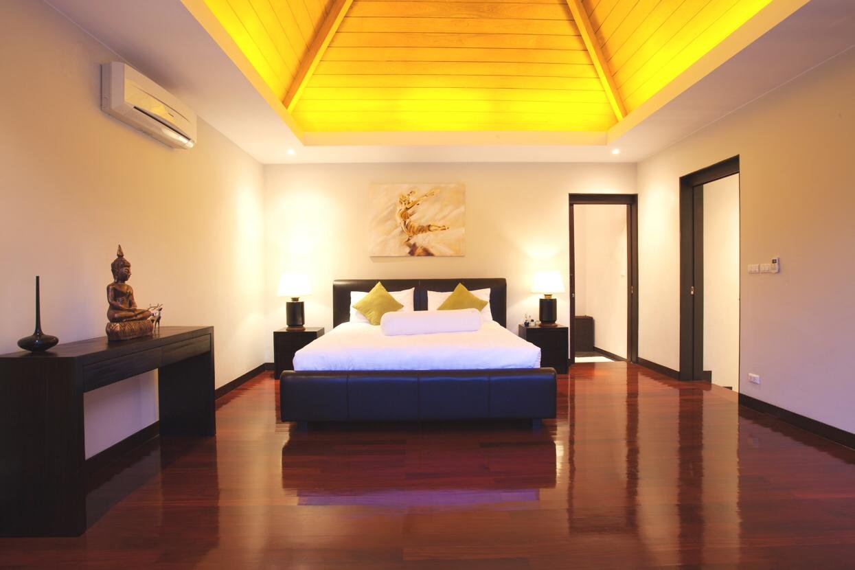 Property image - full photo 18