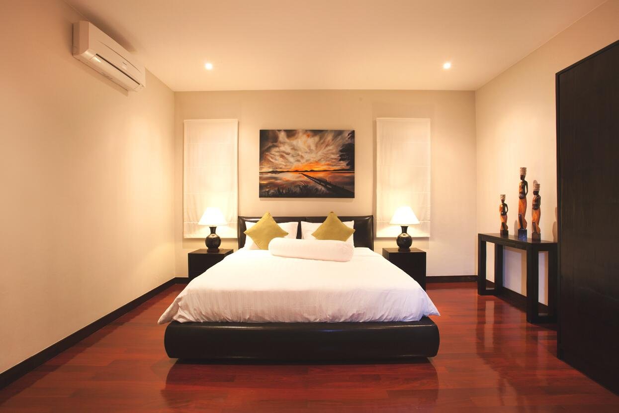 Property image - full photo 13