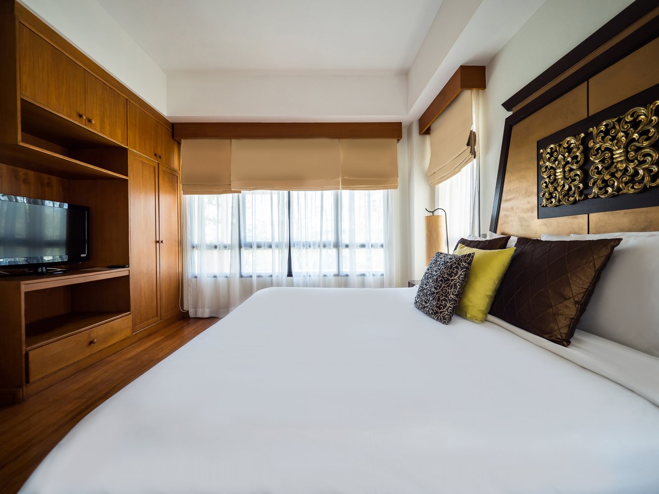 Property image - full photo 7