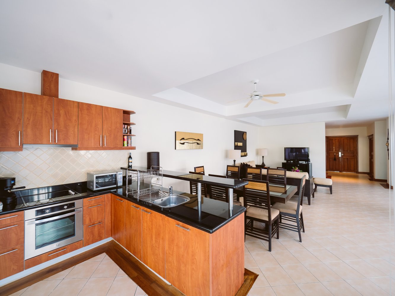 Property image - full photo 4