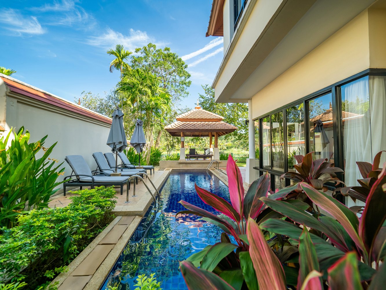Property image - full photo 13