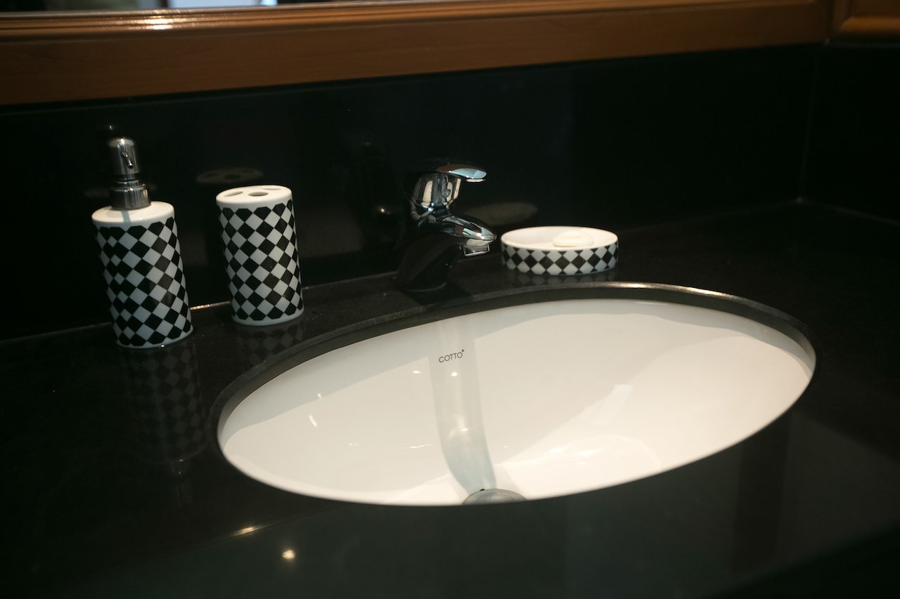 Property image - full photo 48