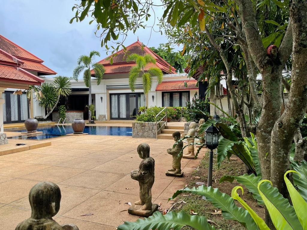 Property image - full photo 3