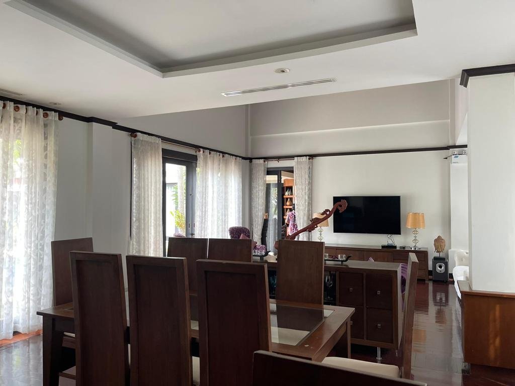 Property image - full photo 8