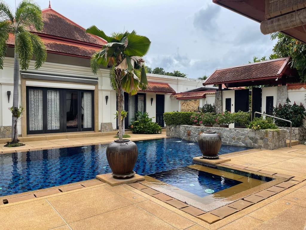 Property image - full photo 4