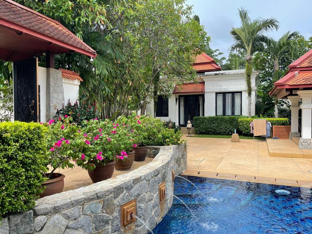 Property image - full photo 12