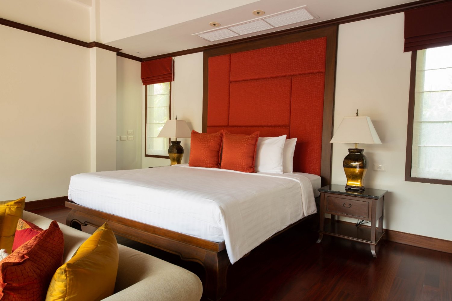 Property image - full photo 12