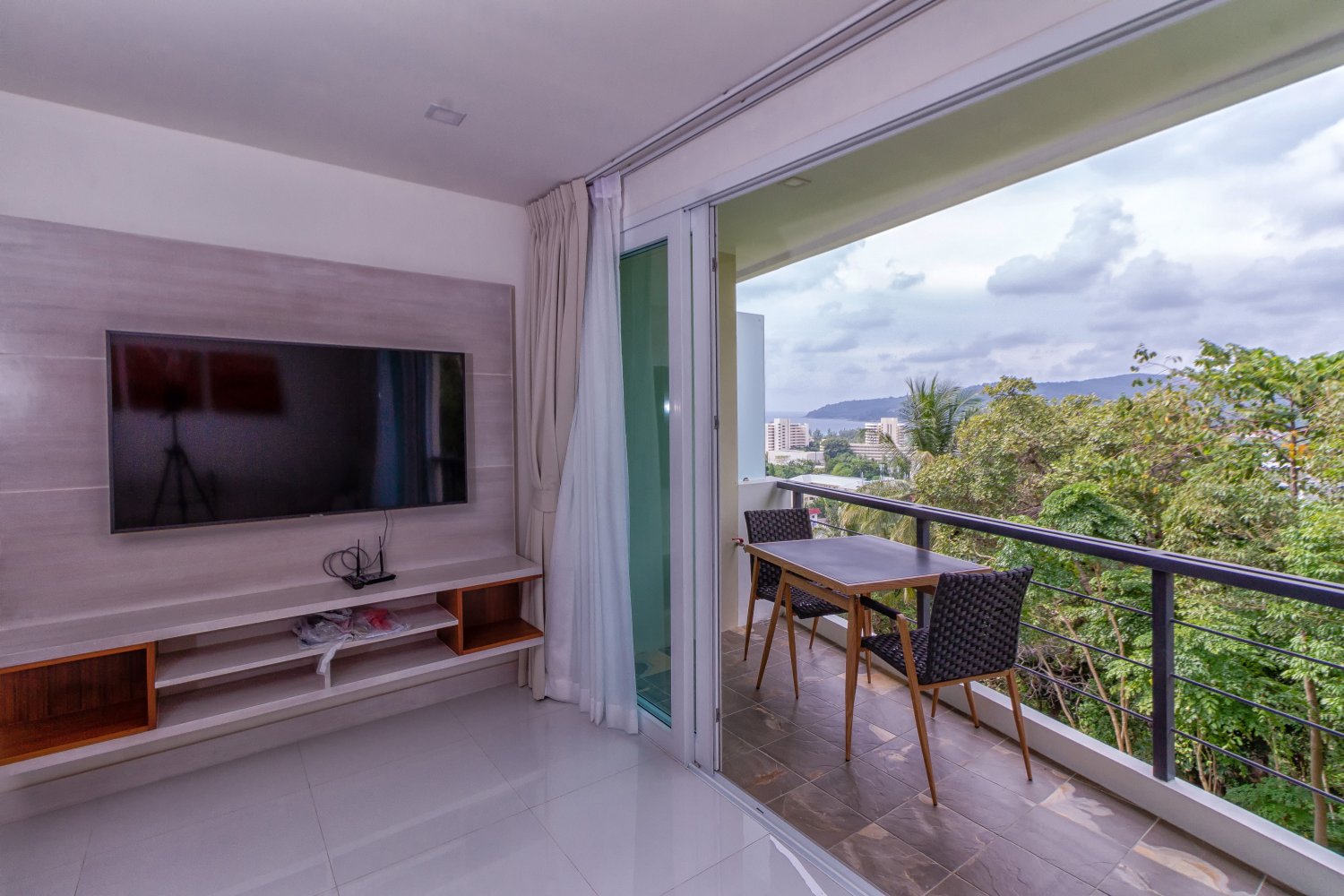 Property image - full photo 14