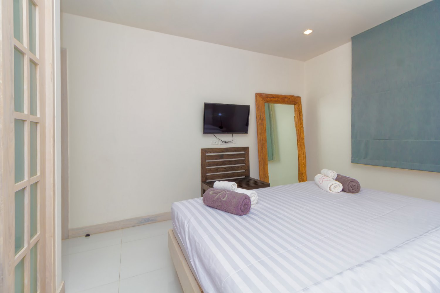 Property image - full photo 30