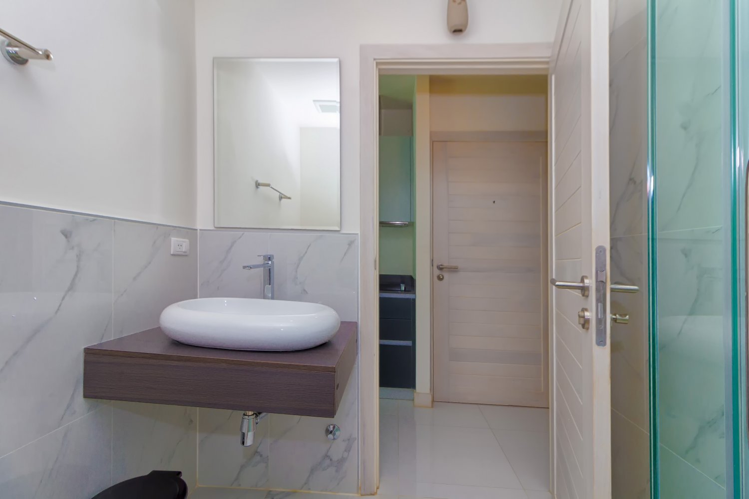 Property image - full photo 24