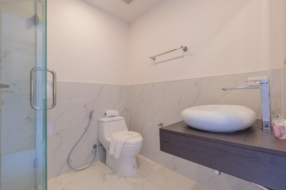 Property image - full photo 37