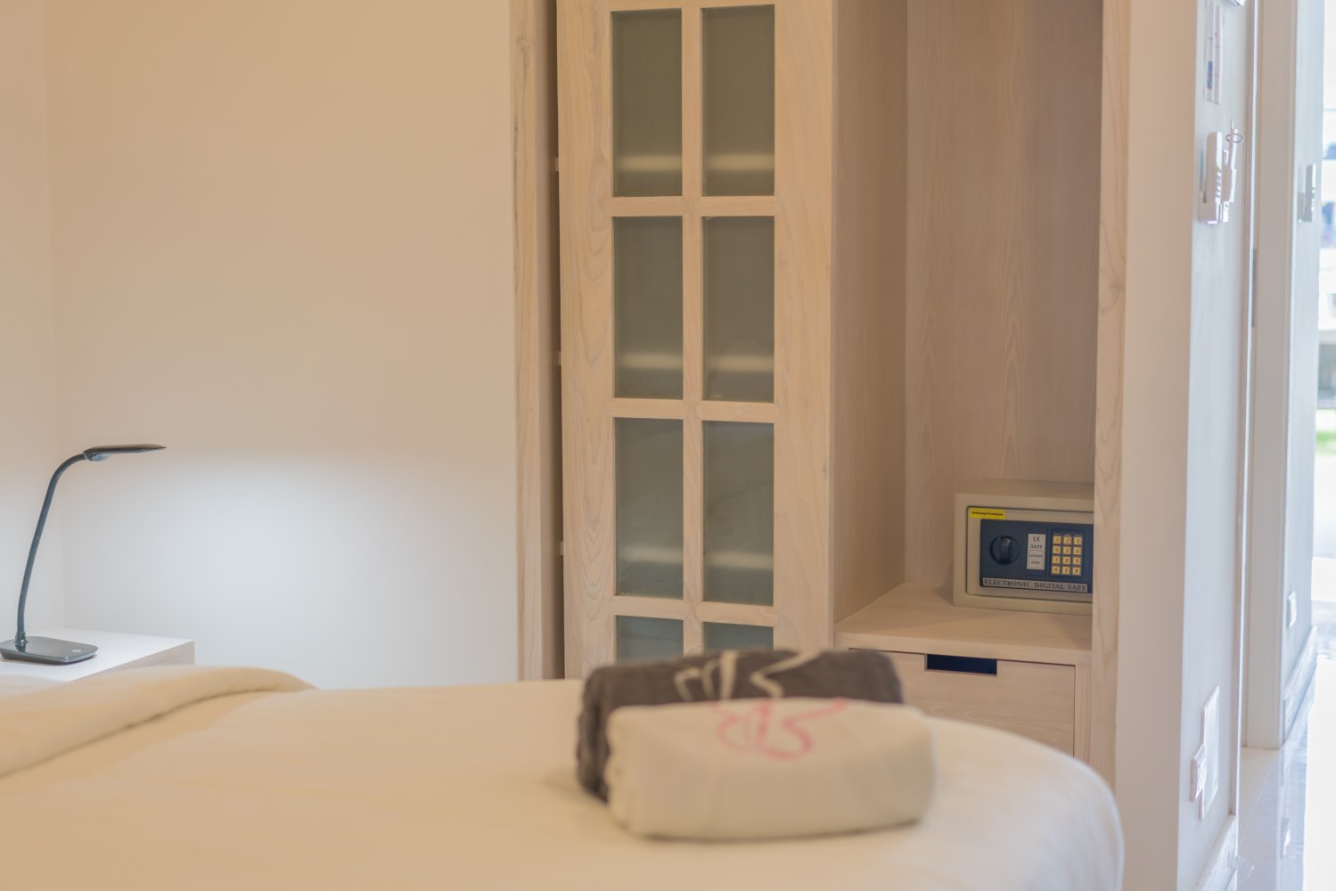 Property image - full photo 46