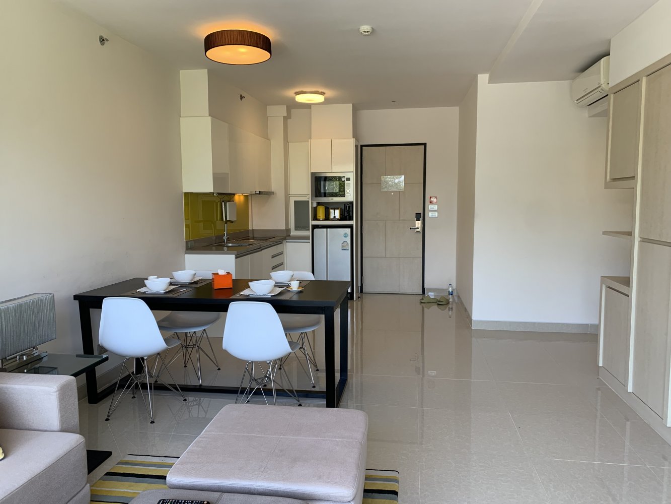 Property image - full photo 3