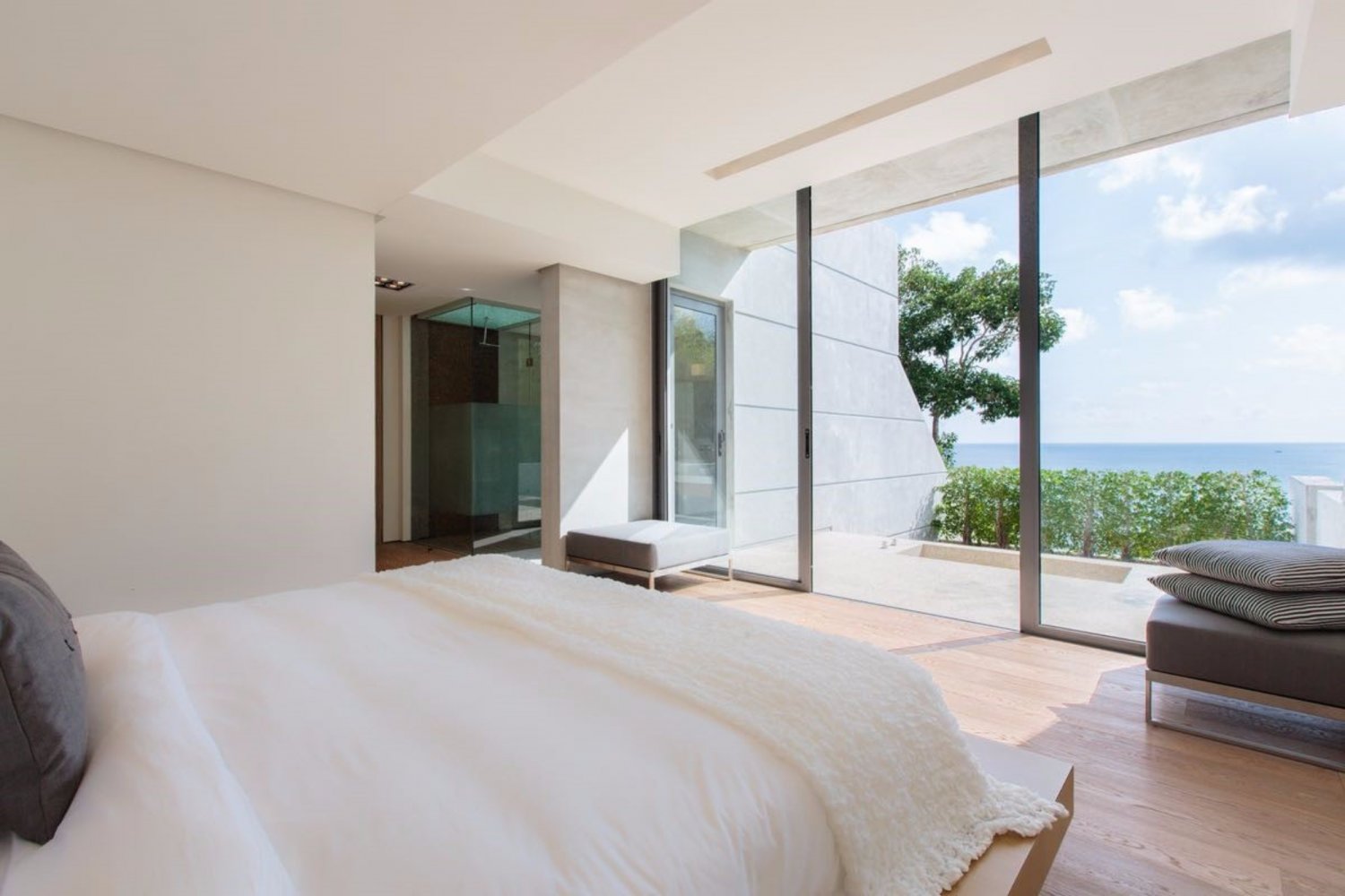 Property image - full photo 45