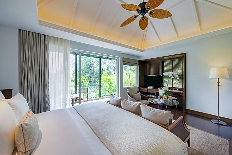 Property image - full photo 3