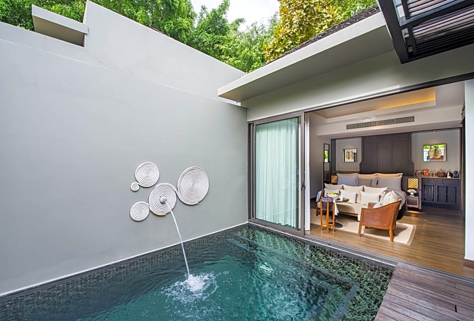 Property image - full photo 2