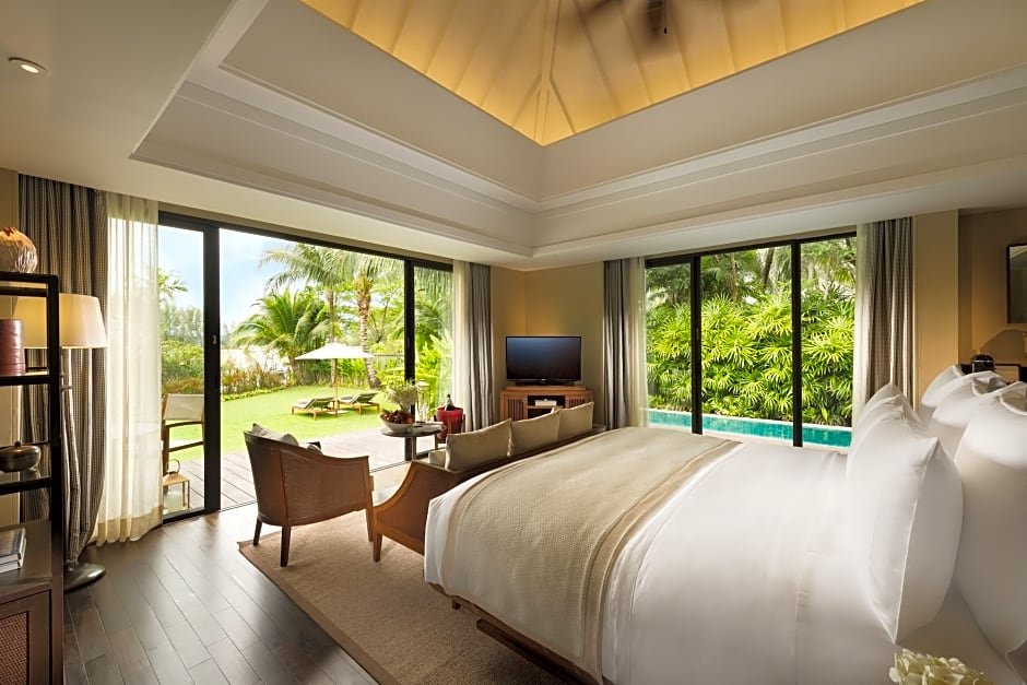 Property image - full photo 4