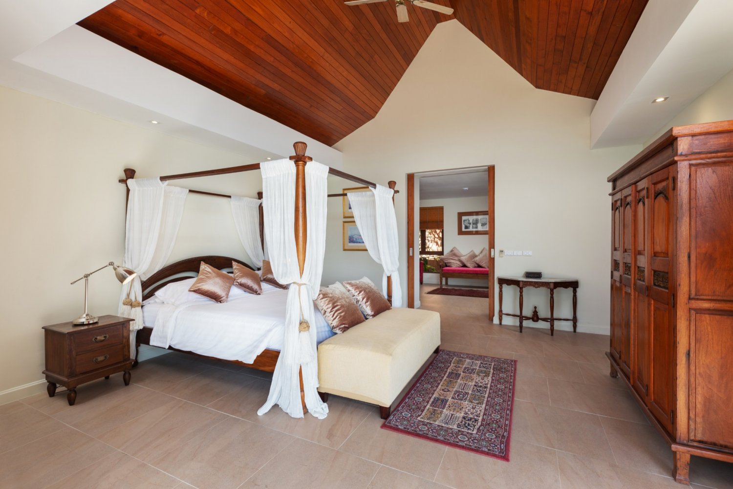 Property image - full photo 43