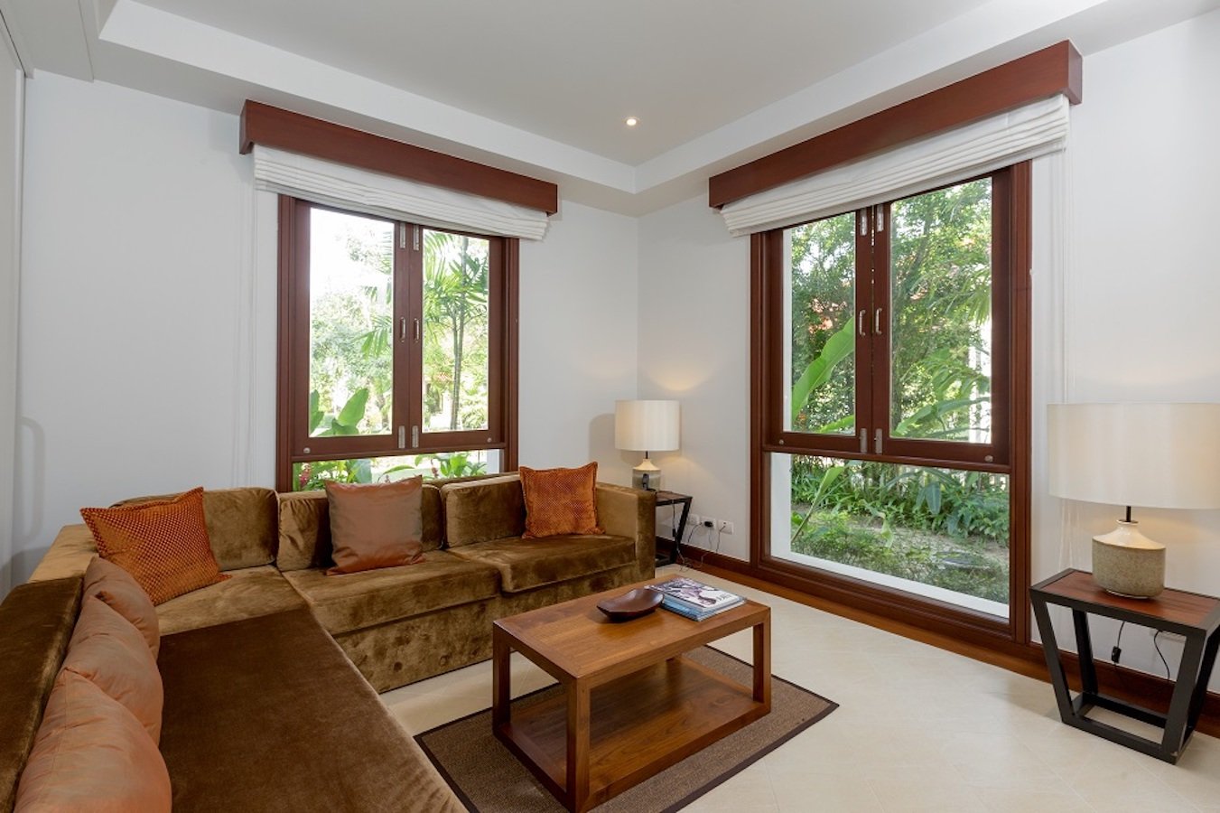 Property image - full photo 12