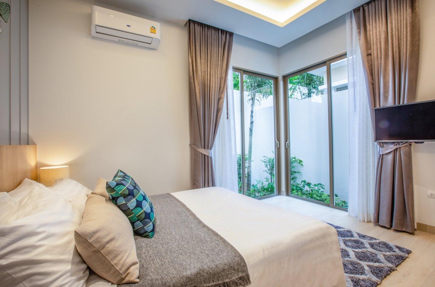 Property image - full photo 24