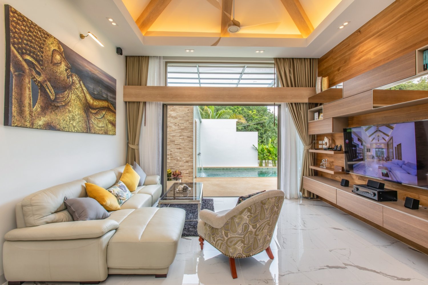 Property image - full photo 8