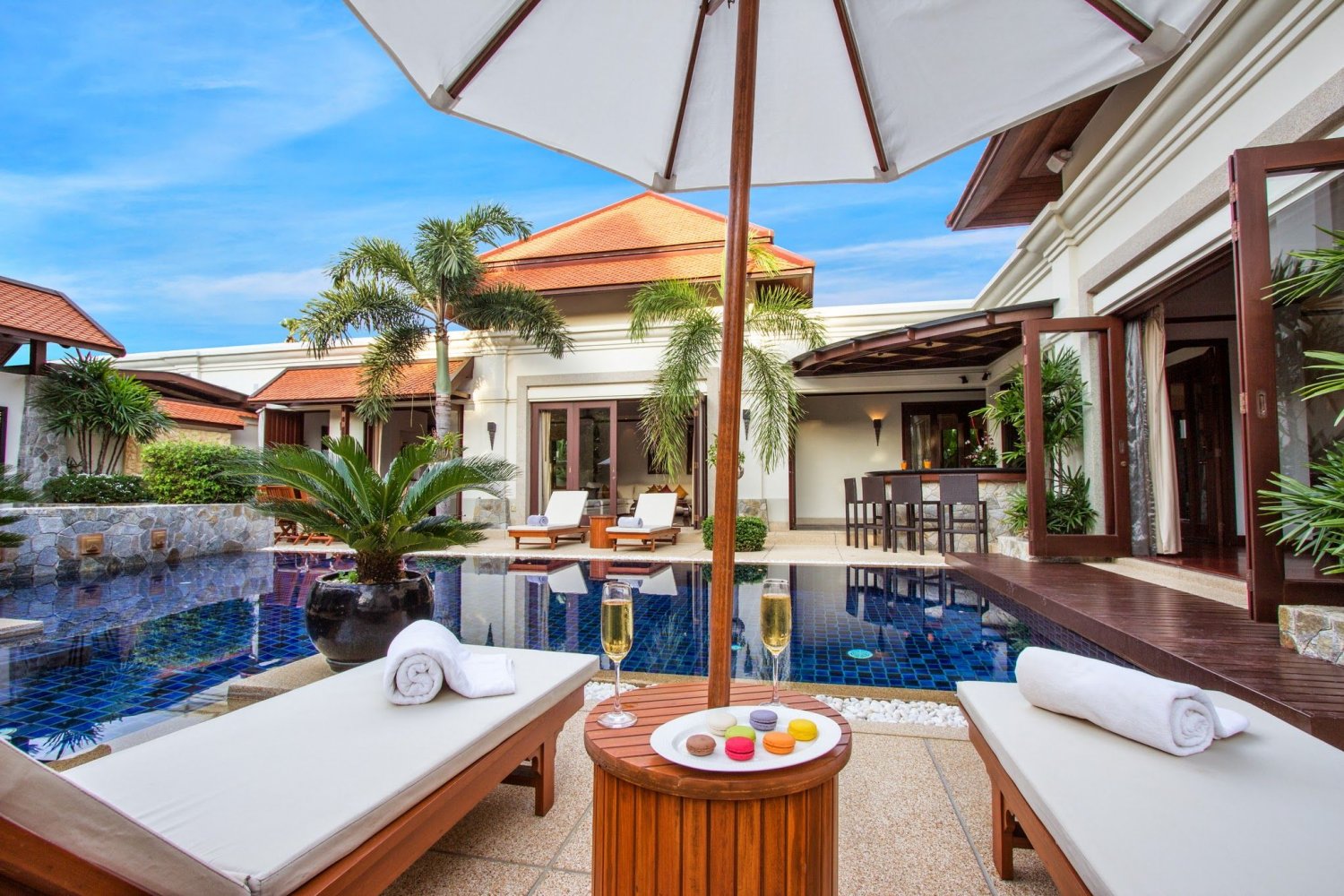 Property image - full photo 2