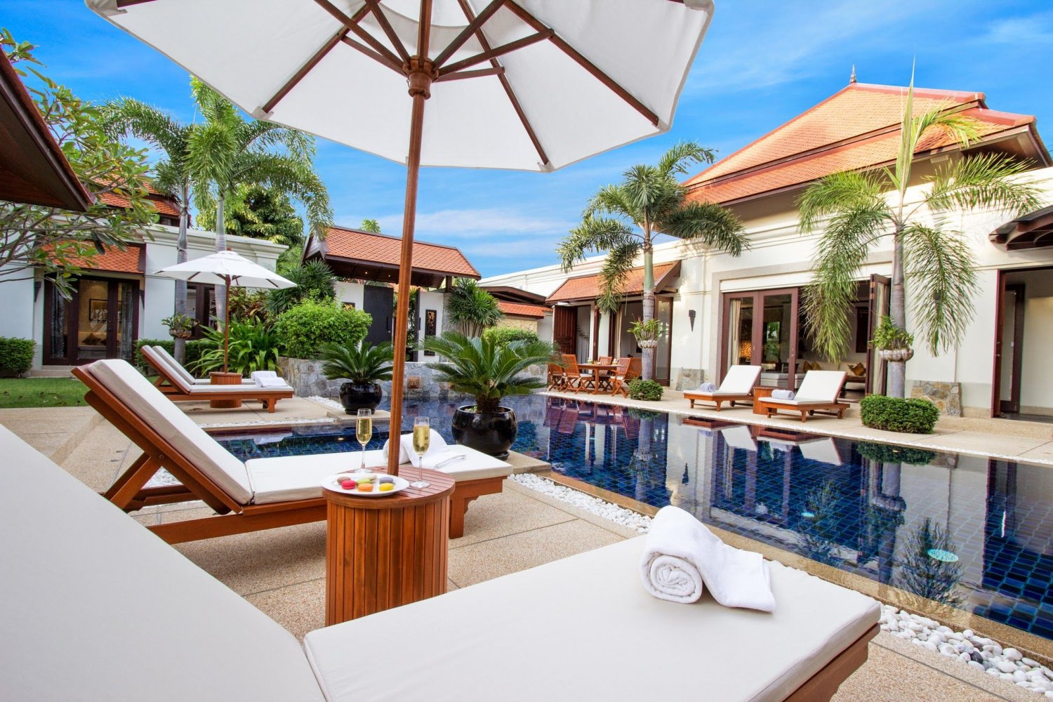 Property image - full photo 16