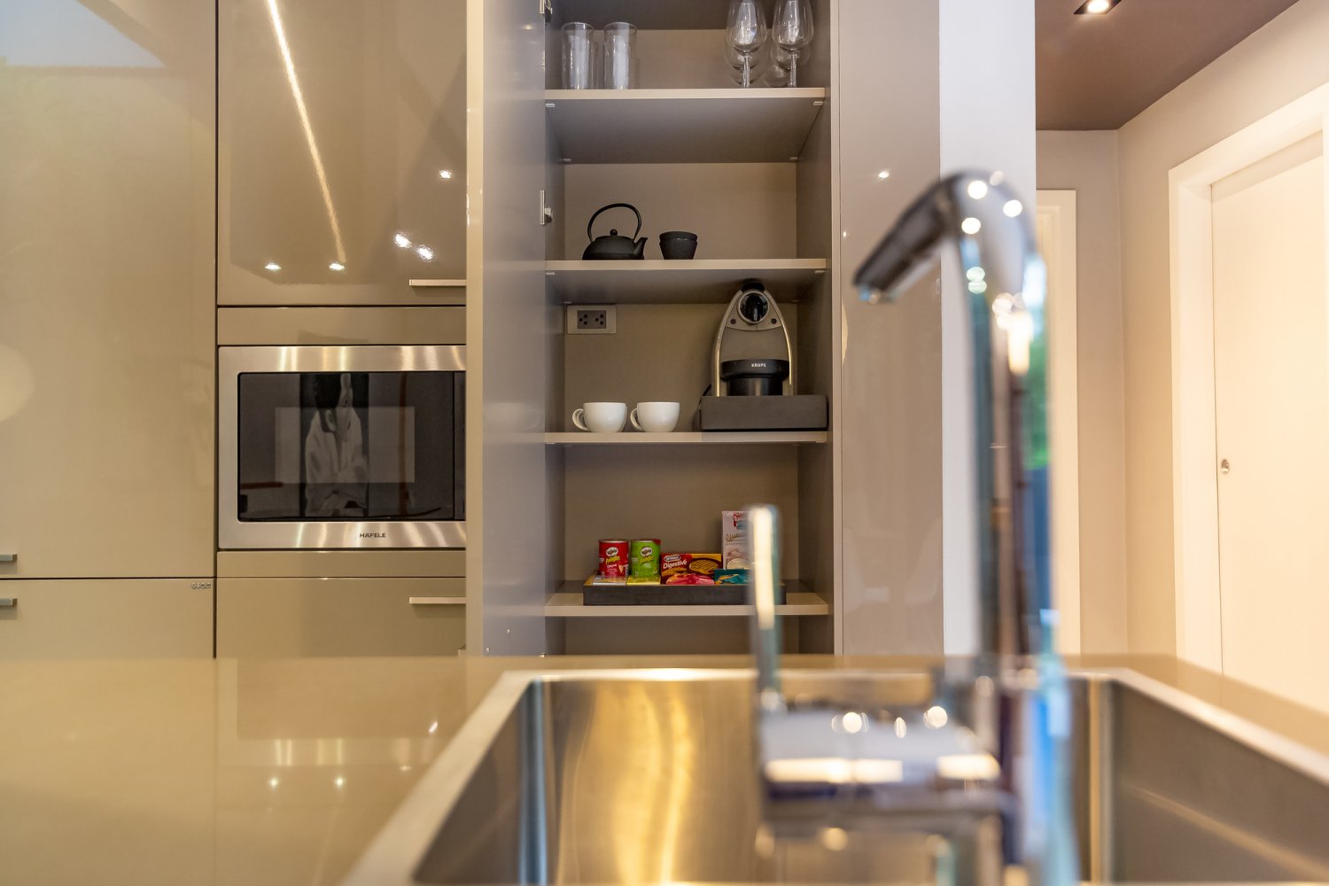 Property image - full photo 5