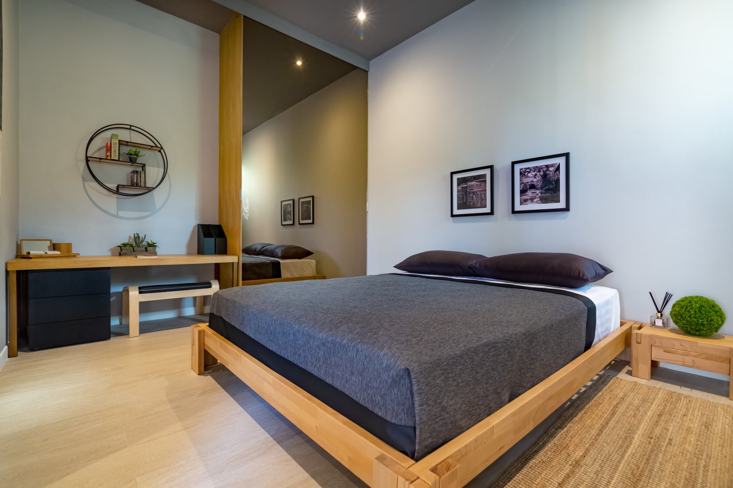 Property image - full photo 11