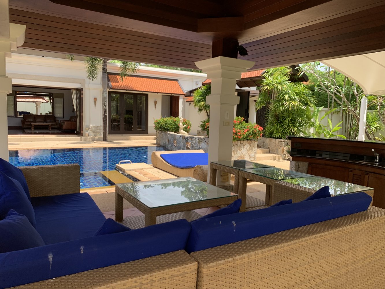 Property image - full photo 9