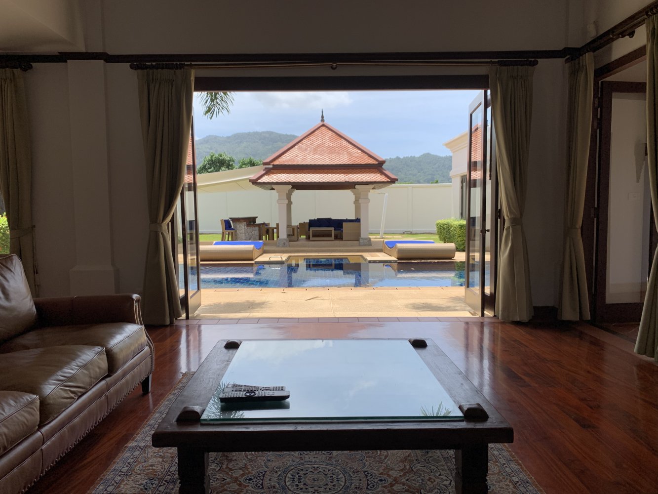 Property image - full photo 6
