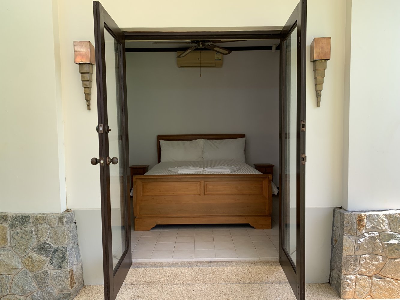 Property image - full photo 16