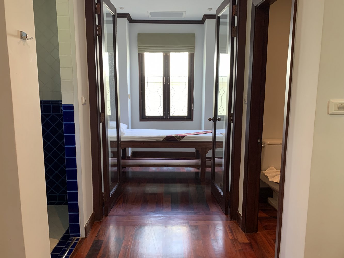 Property image - full photo 33