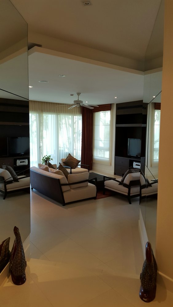 Property image - full photo 8