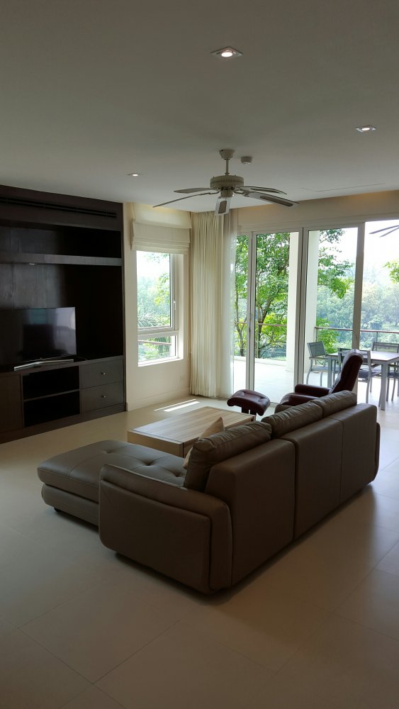 Property image - full photo 6