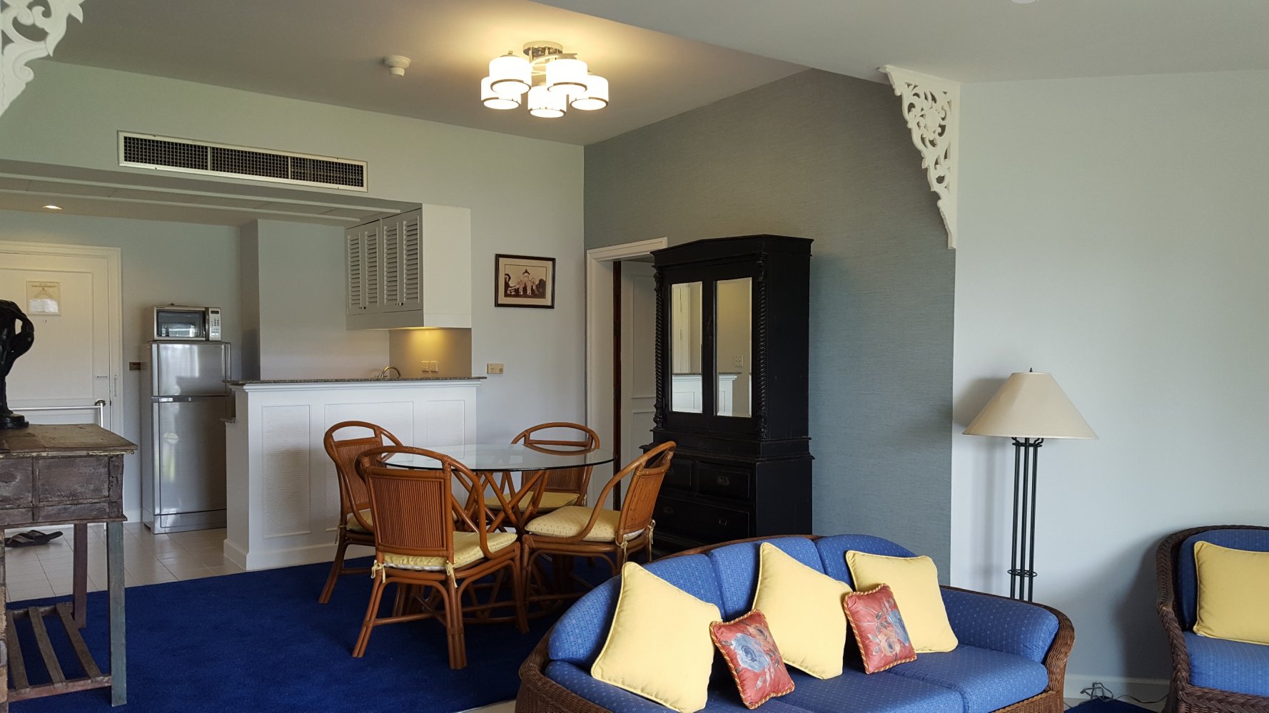 Property image - full photo 6