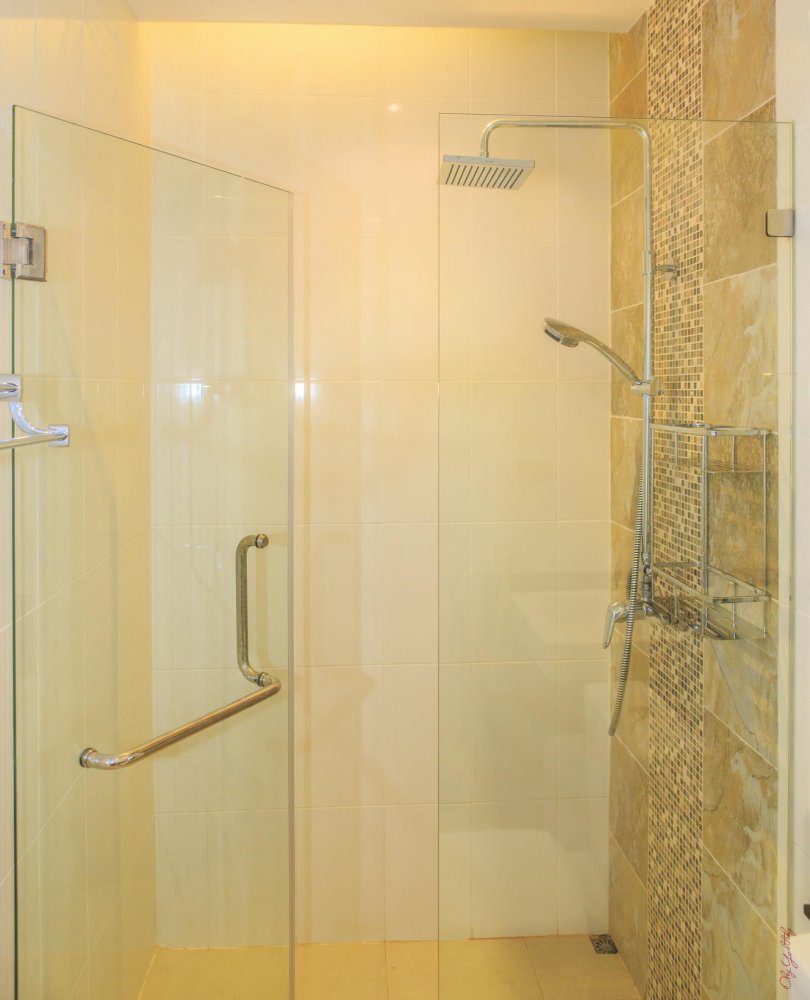 Property image - full photo 16