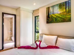 Property image - full photo 12