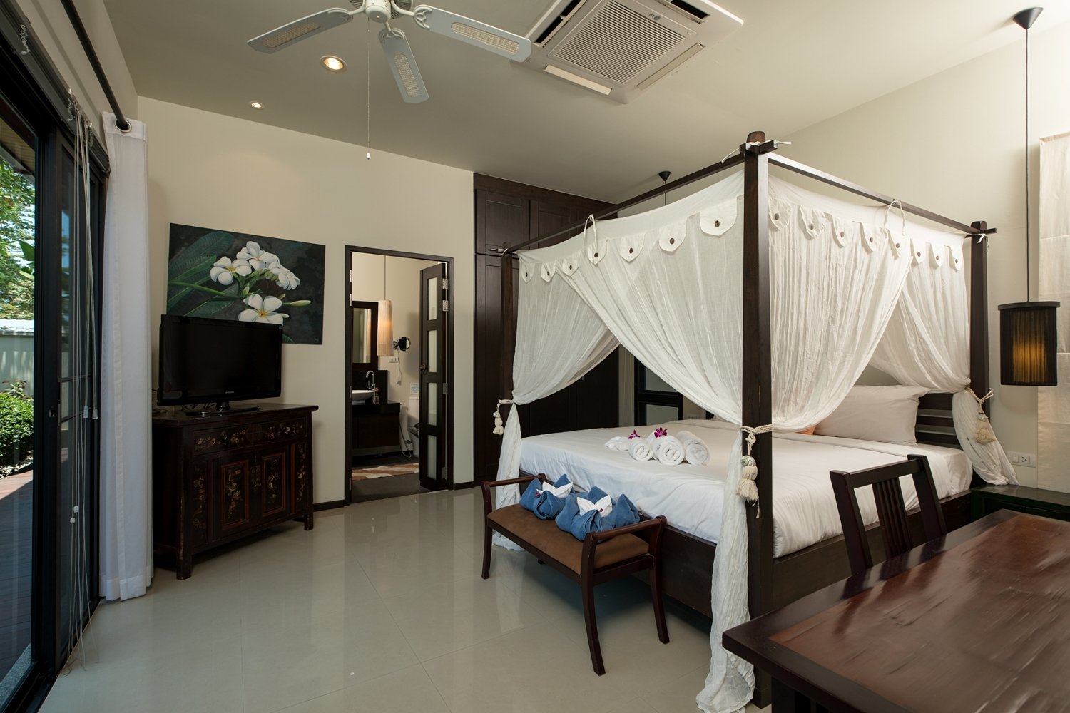 Property image - full photo 21