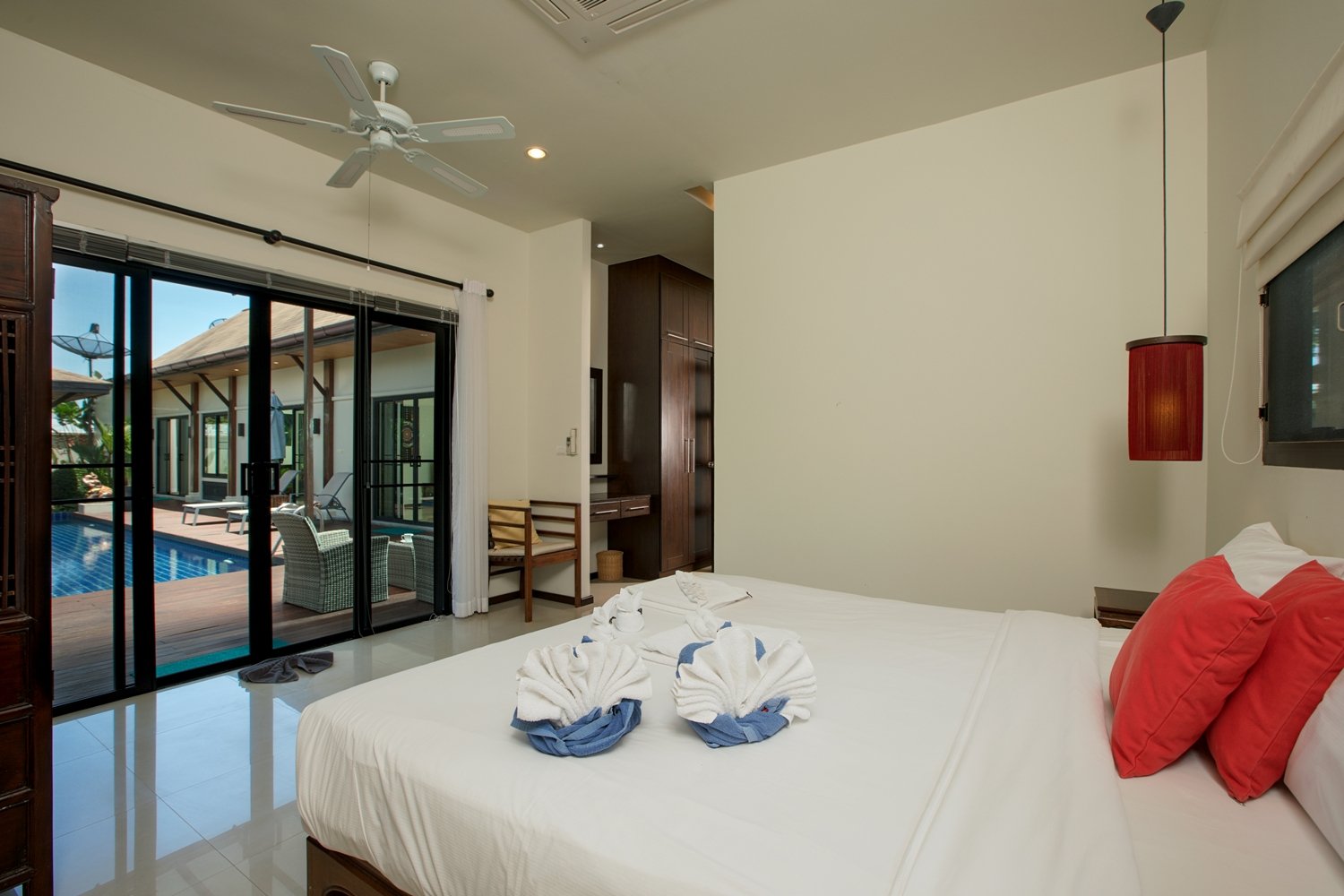Property image - full photo 19