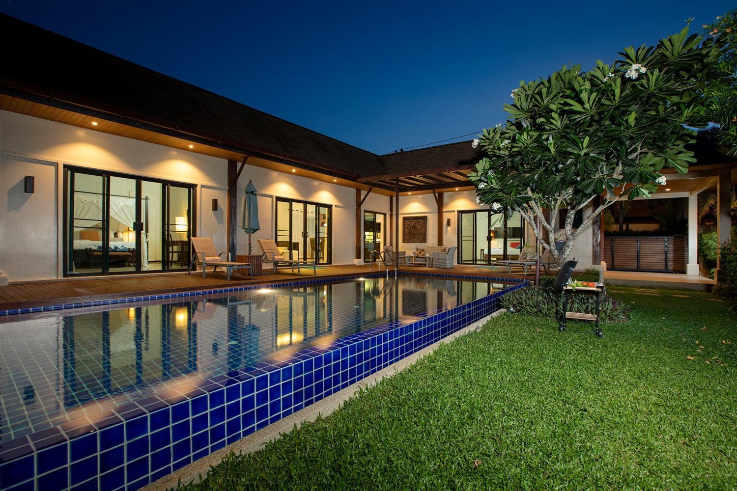 Property image - full photo 29