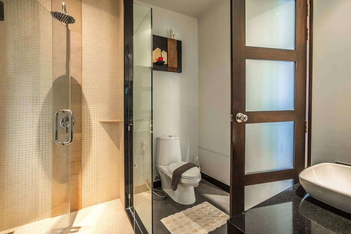 Property image - full photo 17