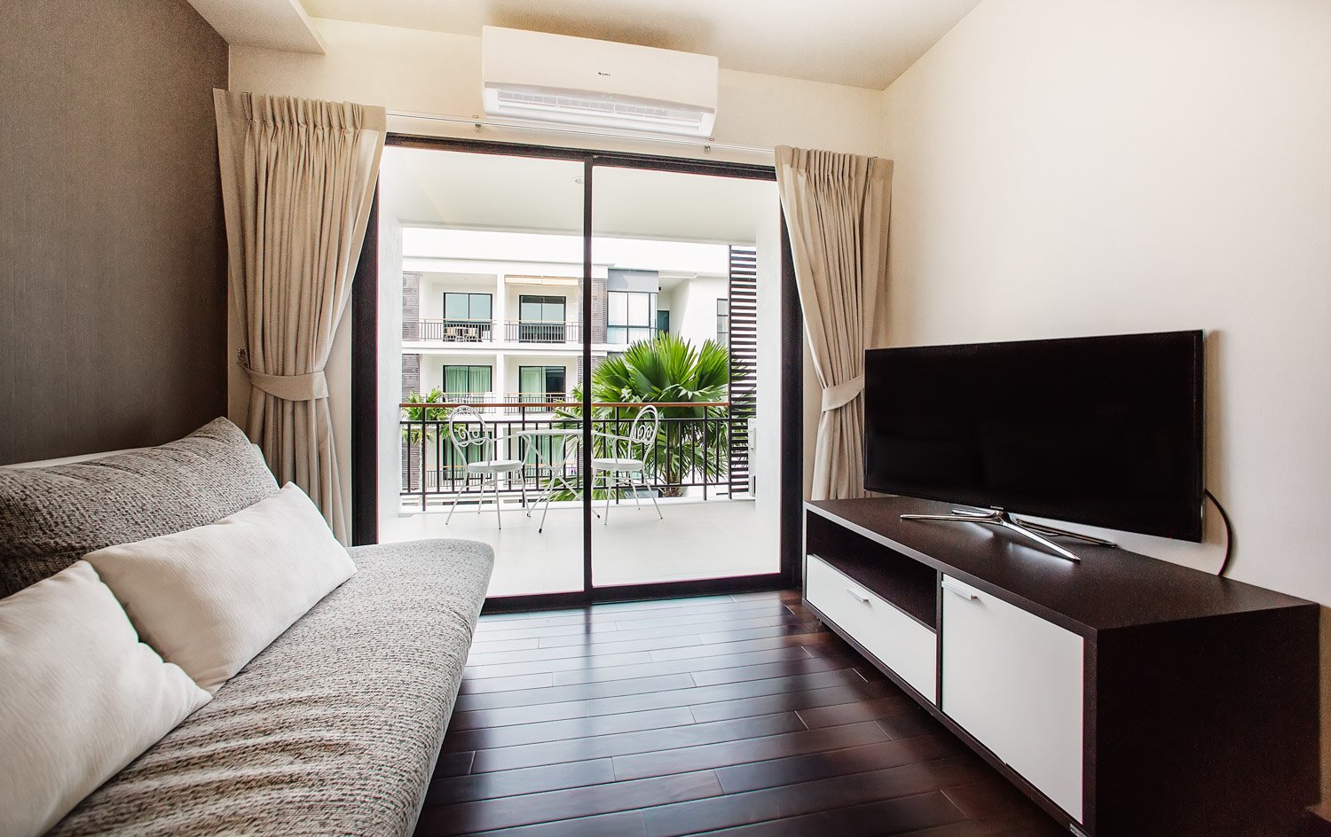 Property image - full photo 22