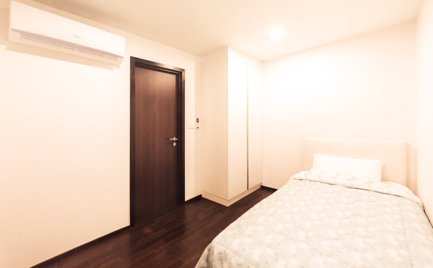 Property image - full photo 28