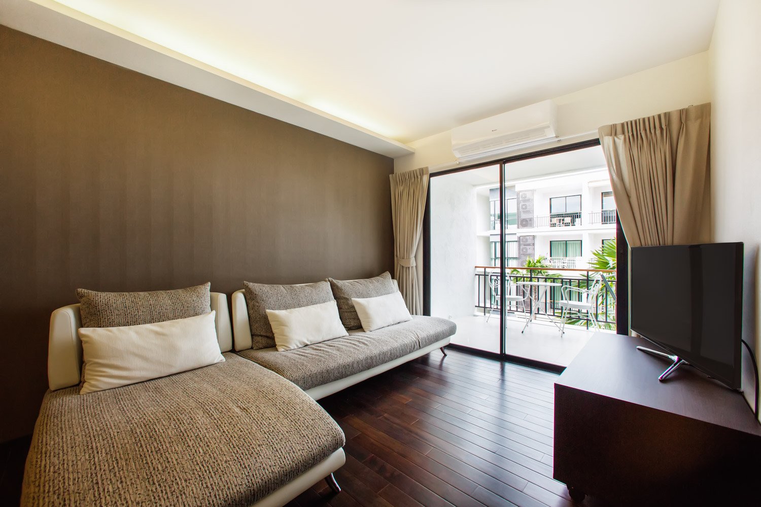 Property image - full photo 21