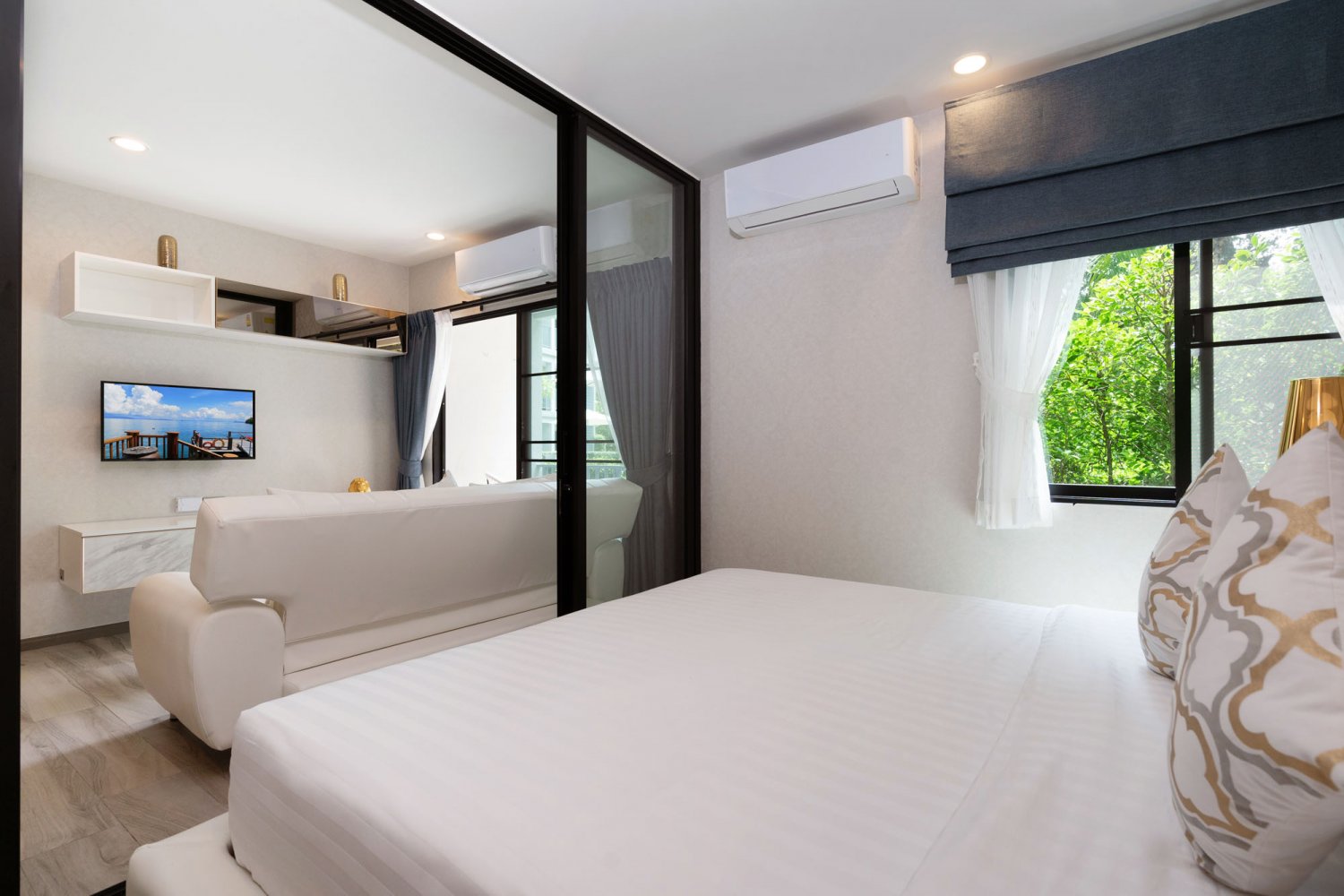 Property image - full photo 18