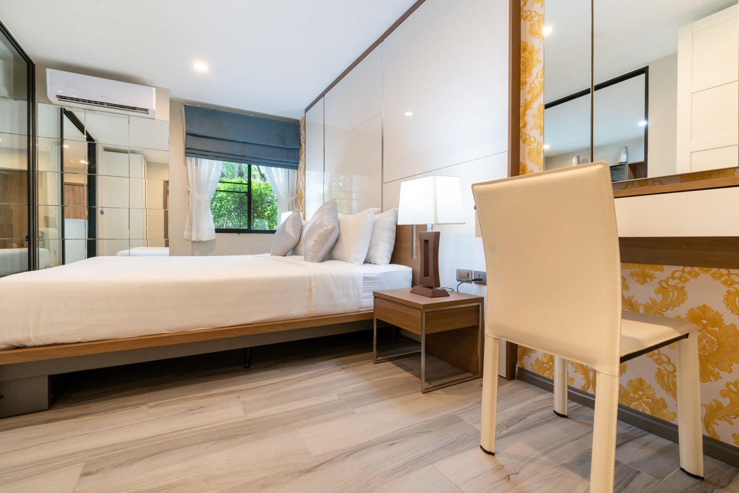Property image - full photo 14