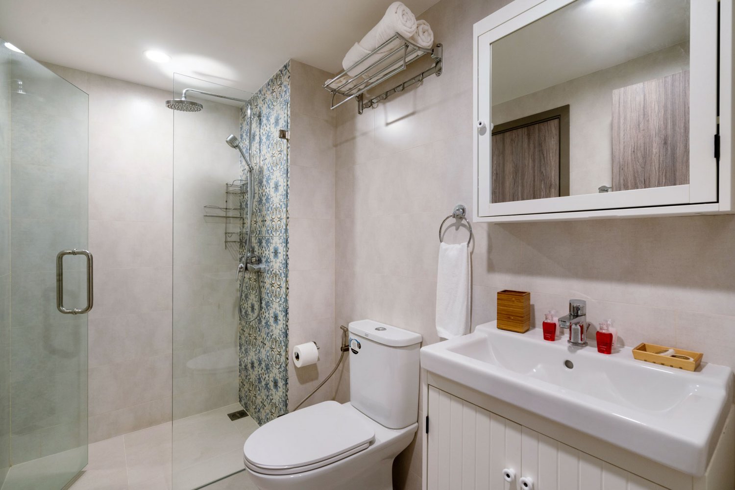 Property image - full photo 12