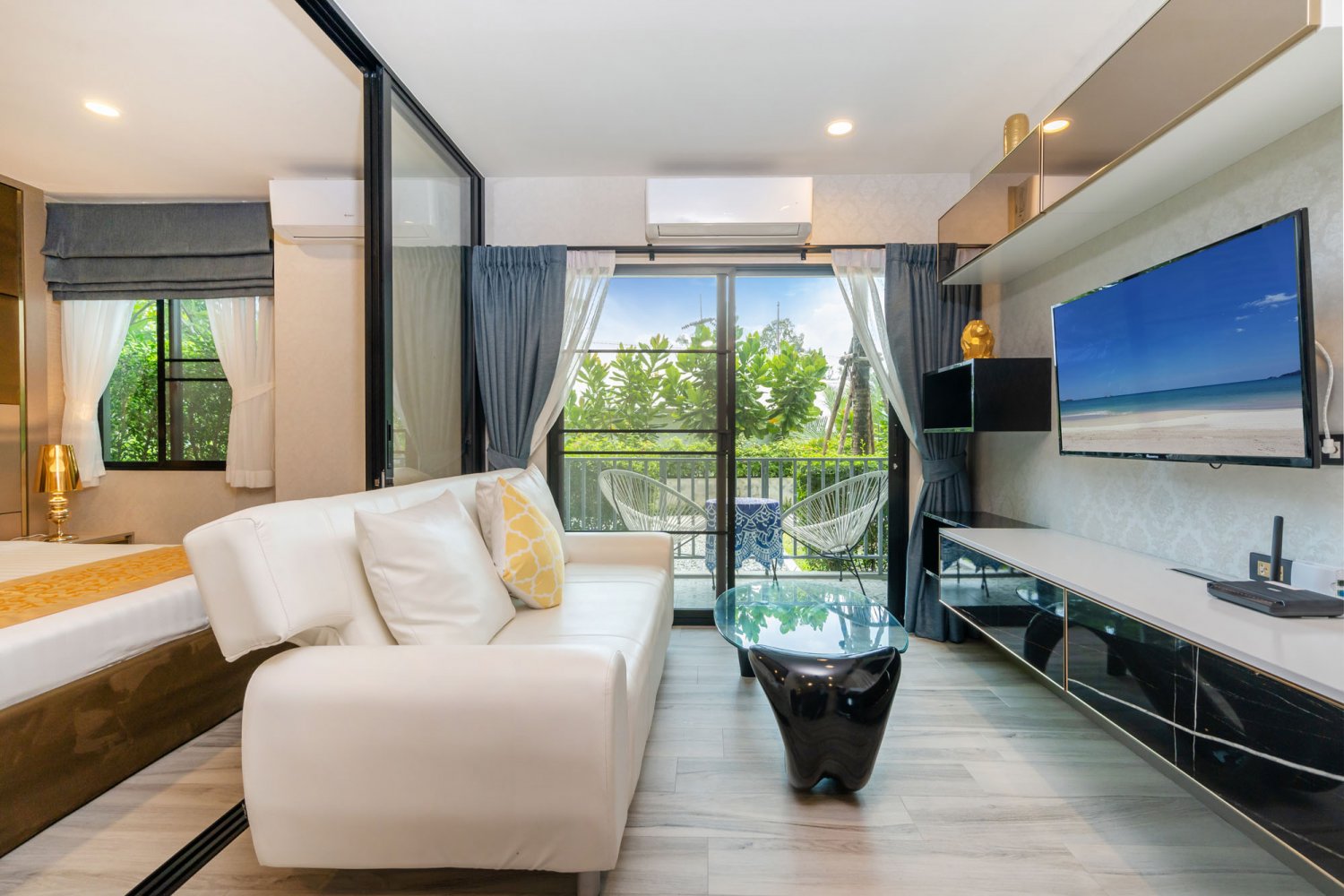 Property image - full photo 16