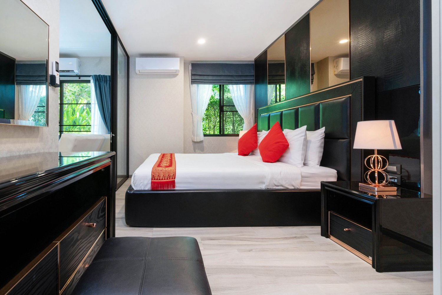 Property image - full photo 5